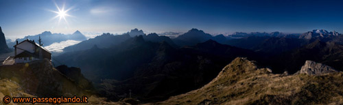 I primi raggi sulle Dolomiti